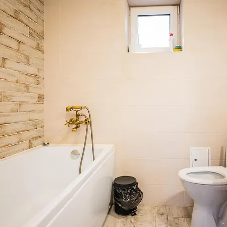 Hanul Anei - Entire * براشوف