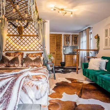 Hanul Anei - Entire * Brasov