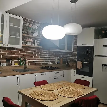 فيلة Hanul Anei - Entire براشوف