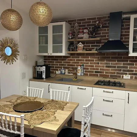 Hanul Anei - Entire * براشوف