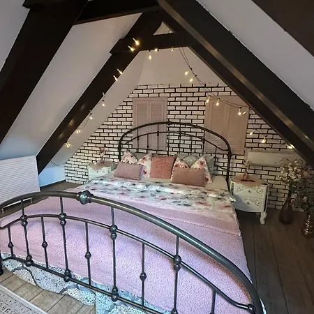 Hanul Anei - Entire * براشوف