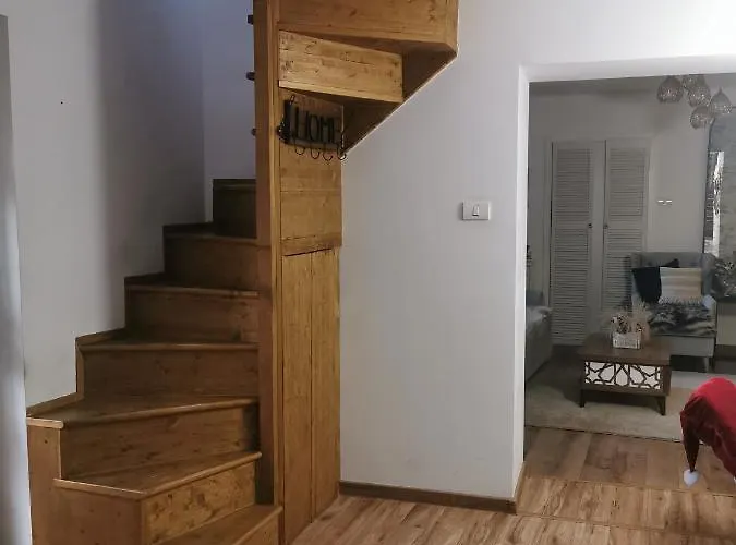 Villa Hanul Anei - Entire *