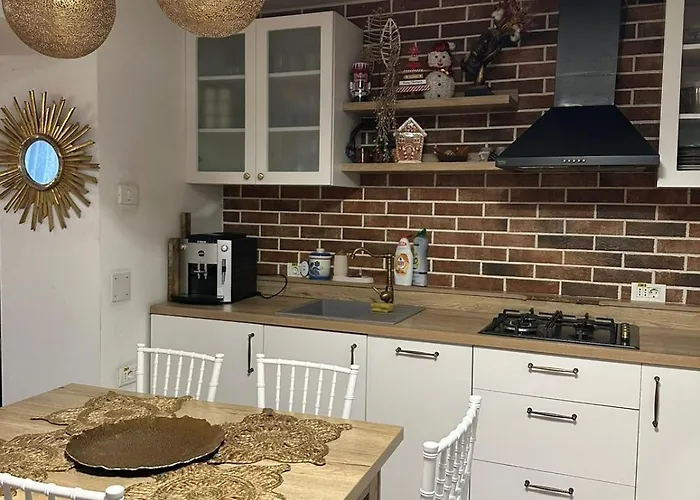 Hanul Anei - Entire * Brasov