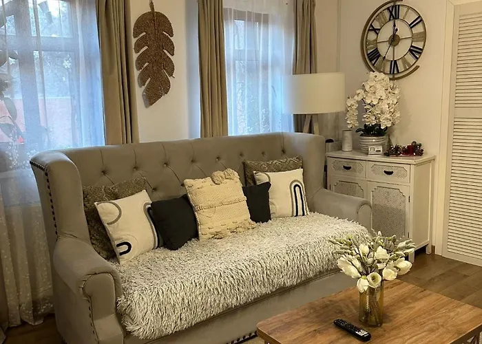 Villa Hanul Anei - Entire