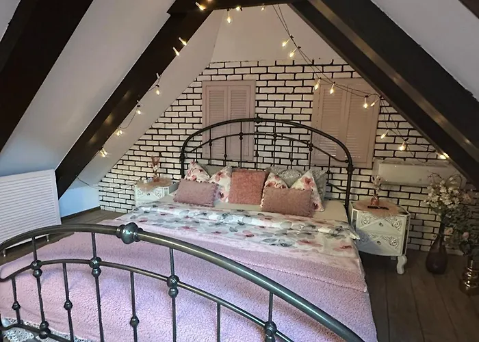 Hanul Anei - Entire * Brasov